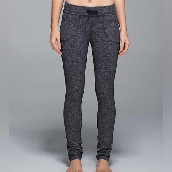 lululemon athletica Pants - Lulu lemon skinny will giant herringbone grey leggings with pockets